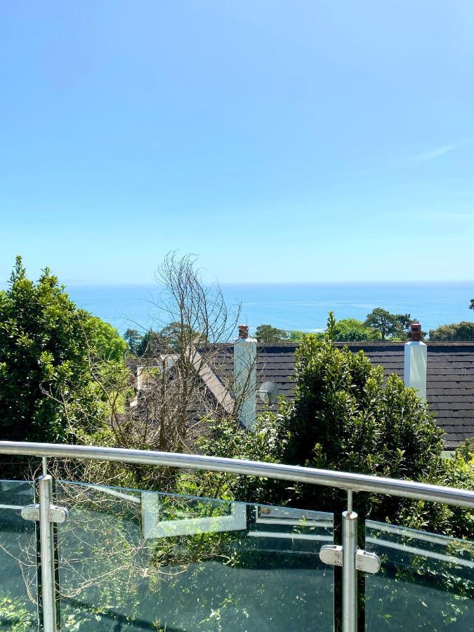 One Of The Best Properties In Lyme! Breathtaking Views Across The Whole Bay. 3 Stories With 2 Tier Veranda Around The Property. Sleeps 6 Lyme Regis Exterior foto